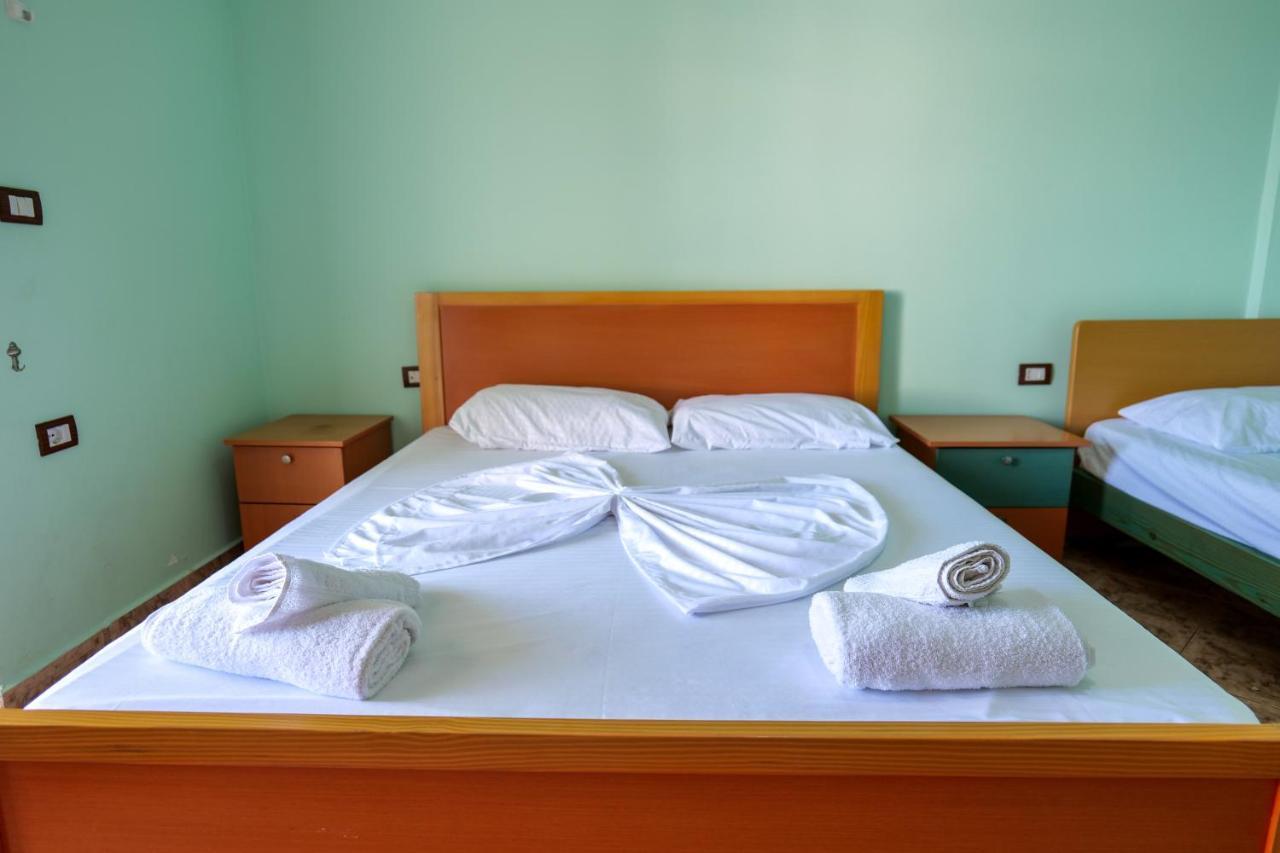 Rei Apartments ซารานเดอ ภายนอก รูปภาพ