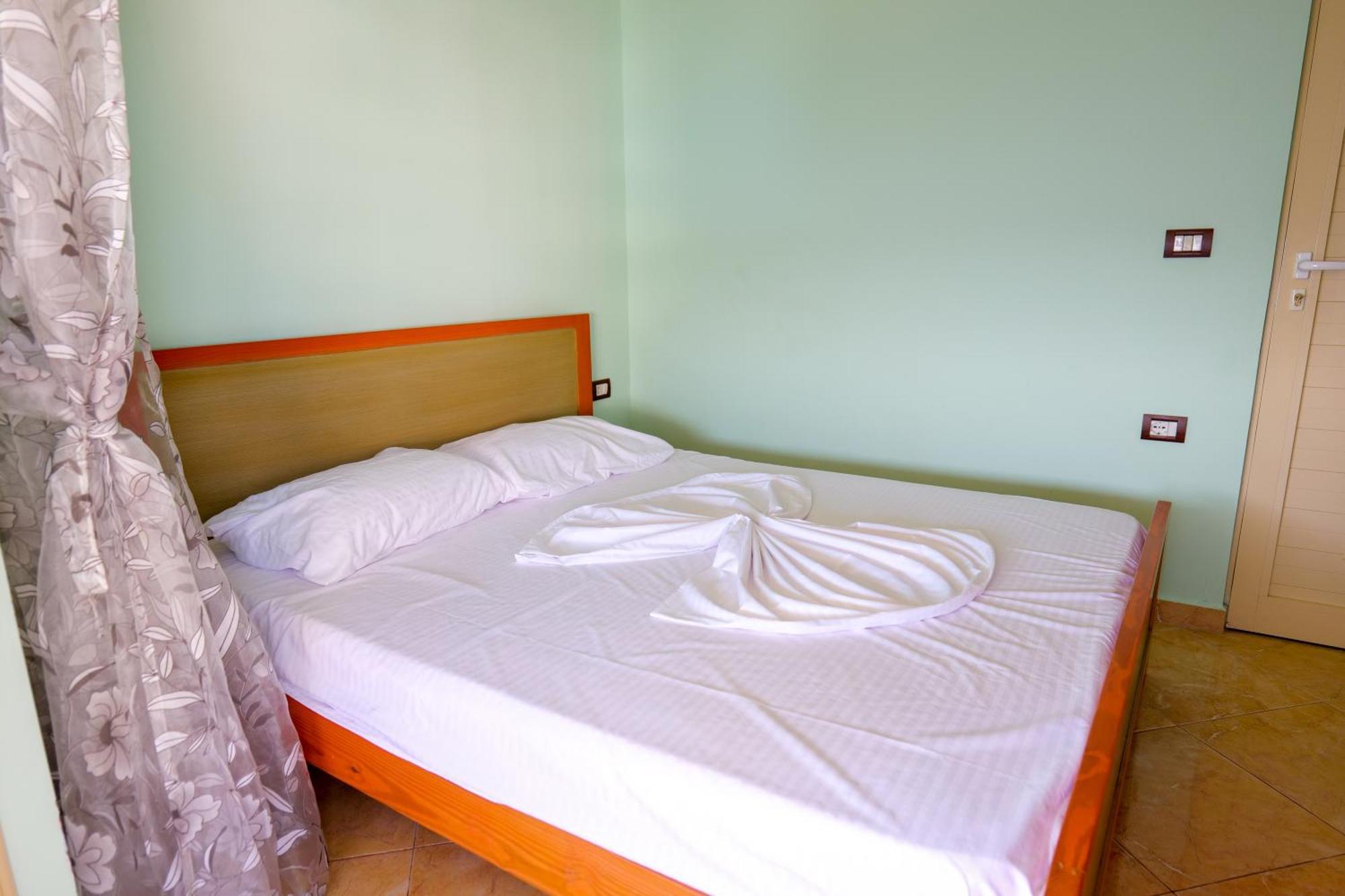 Rei Apartments ซารานเดอ ห้อง รูปภาพ
