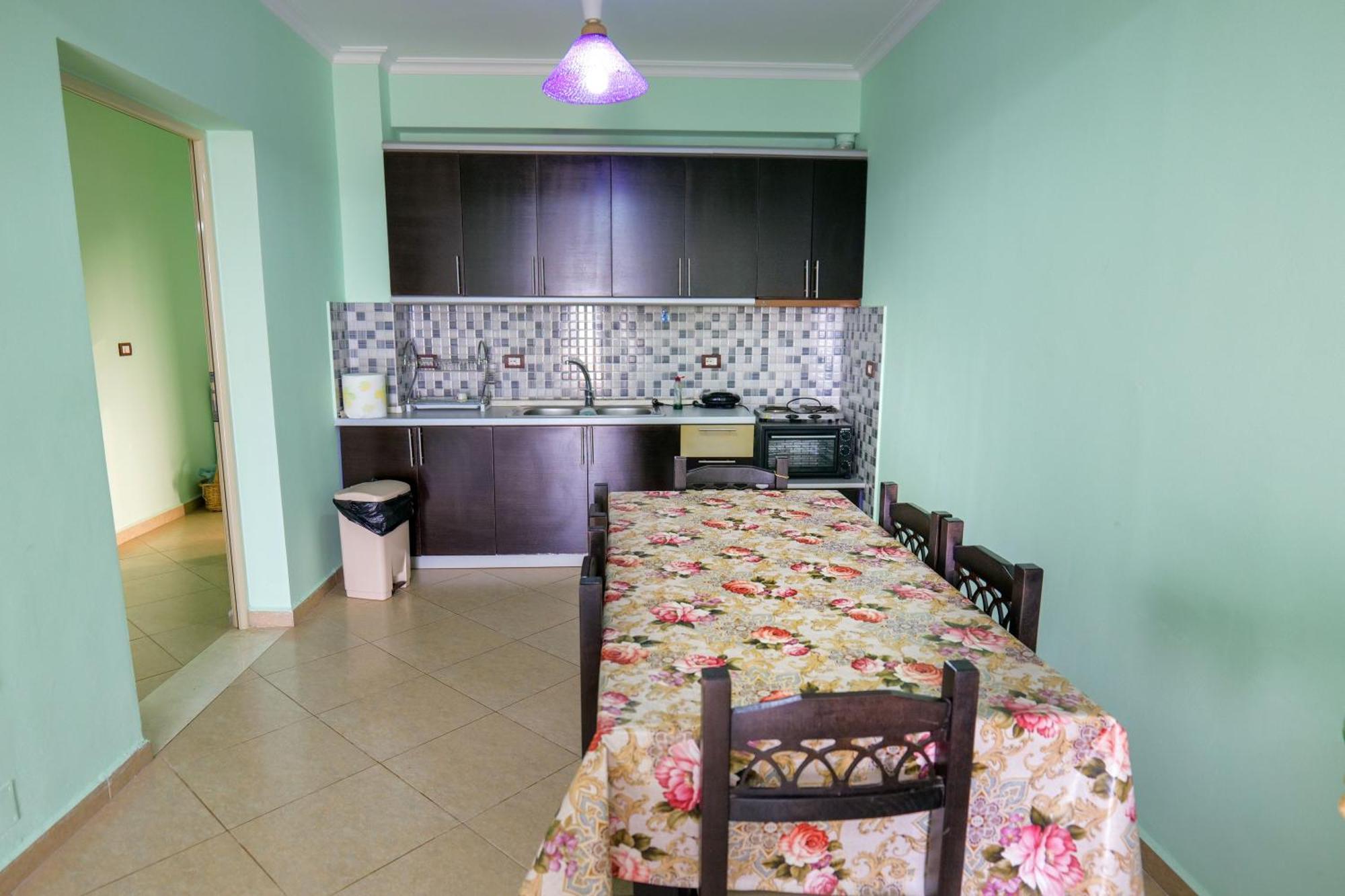 Rei Apartments ซารานเดอ ห้อง รูปภาพ