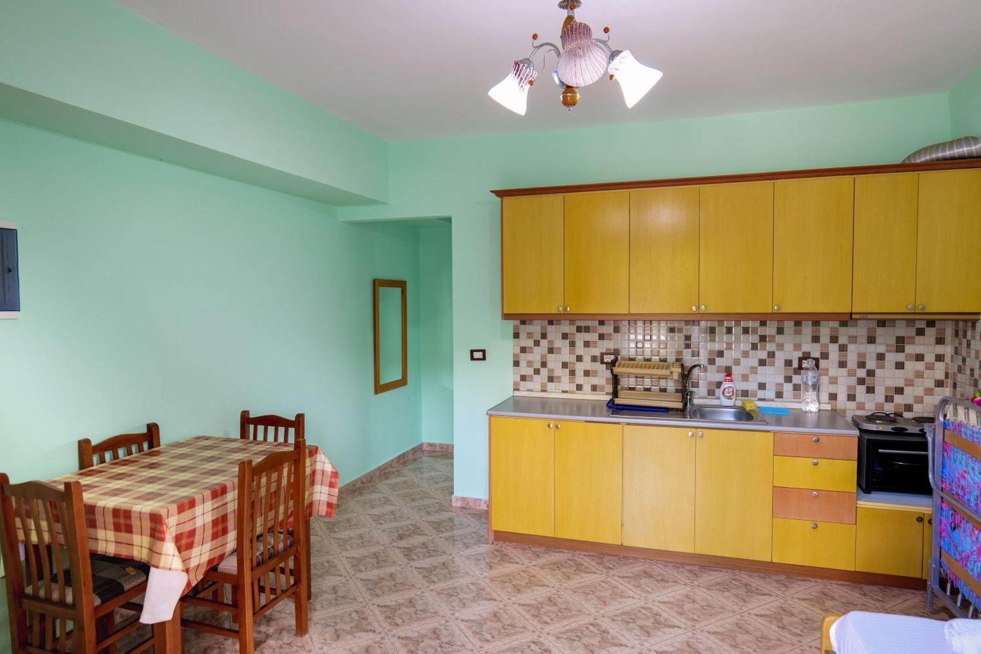Rei Apartments ซารานเดอ ห้อง รูปภาพ